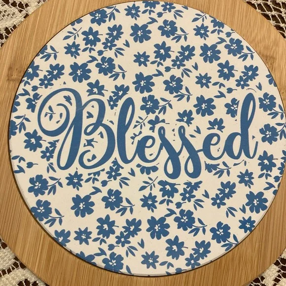 NWOT! 2 “BLESSED” TRIVETS Wood/ceramic with blue floral pattern - Picture 5 of 5